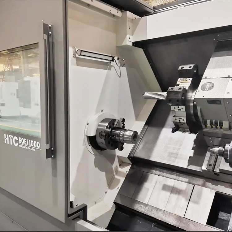 Склонное легло CNC металлообрабатывающий центр HTC63n Fanuc тяжелая горизонтальная станка с ЧПУ