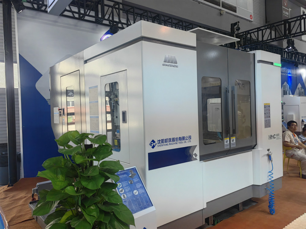 HMC80Q Металлический 3-осевой горизонтальный обрабатывающий центр фрезерная буровая буровая клапанная машина