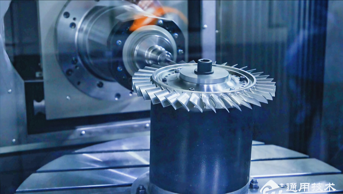GMC Heavy Duty Gantry Machining Center Высокоскоростной станкобойщик и фрезерная машина