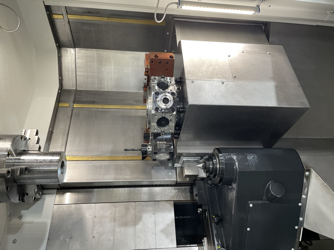 Крупный CNC-вертовой станц HTC40P Сдвижное руководство рельс Fanuc-вертовой станц 12 Станция башня наклонная кровать CNC-вертовой станц