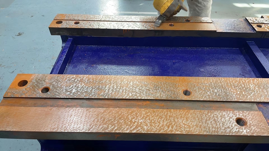 SMTCL Тяжелая CNC плоская кровать CNC токарный станц HTC125150 Взлом сверло Диаметр 130 мм Большой CNC токарный станц