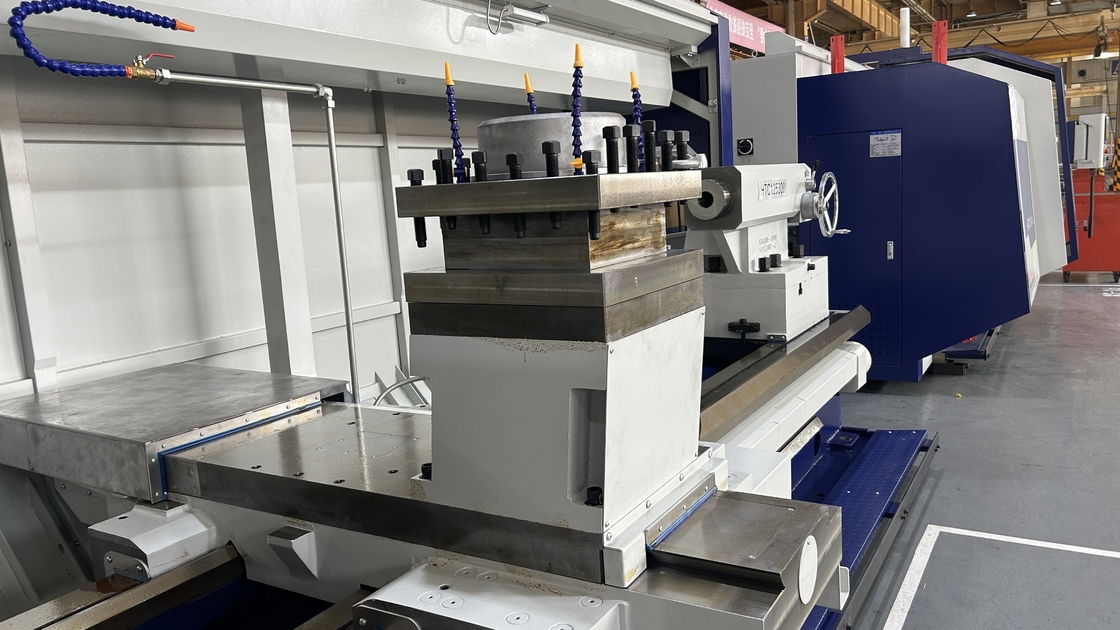 SMTCL CNC тяжелая токарная машина HTC125300 Максимальная длина резки 3000 мм горизонтальная плоская кровать CNC-токарный стан