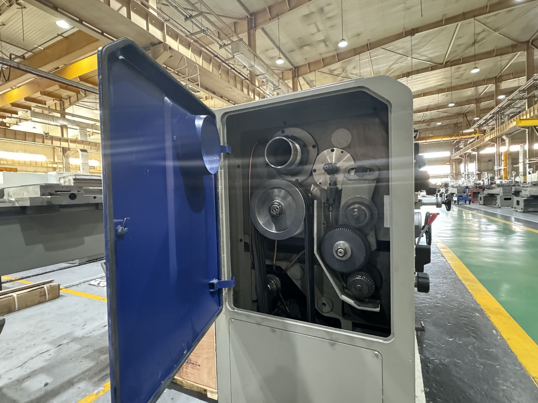 Машина для резки металла CW6163B высокоточная горизонтальная ручная станка