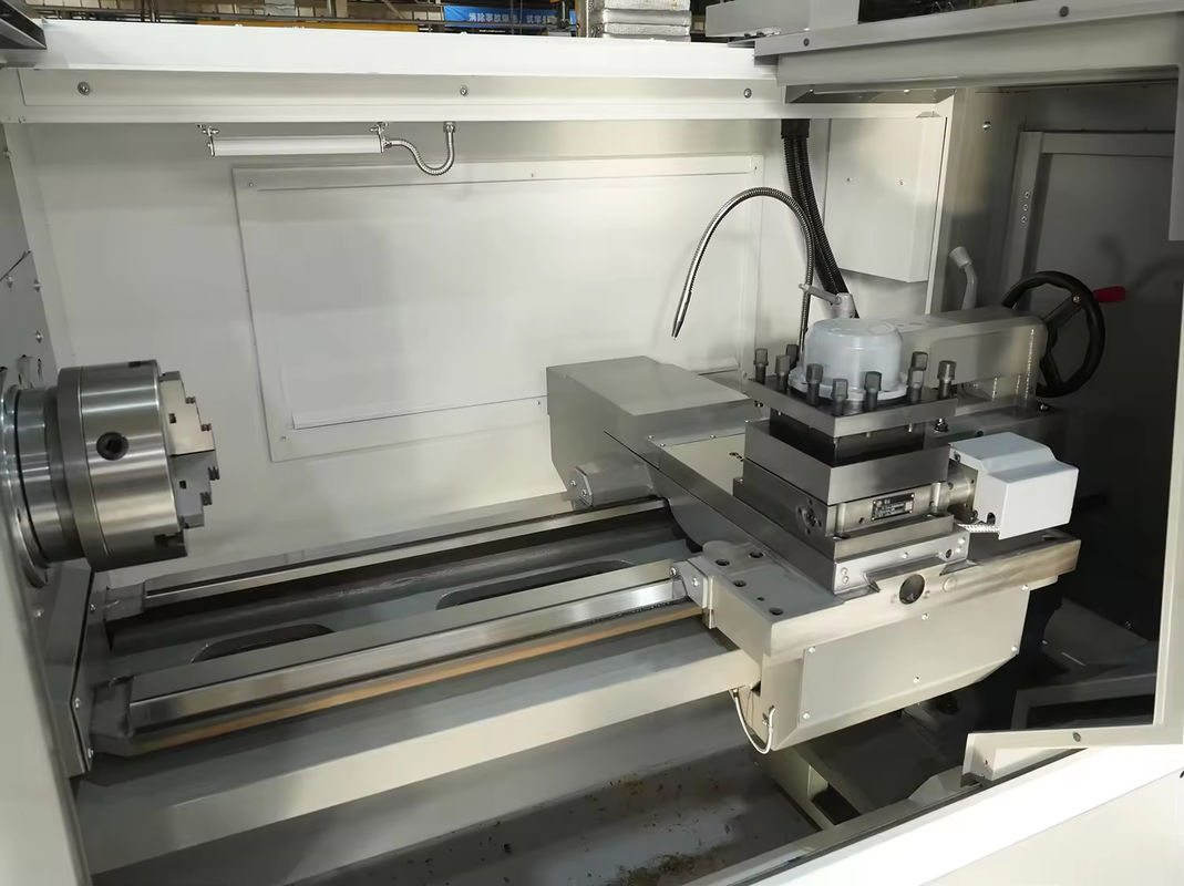 Степной механизм CNC CAK63285 Плоская кровать Степной механизм CNC 4 станции башня с сервомотором