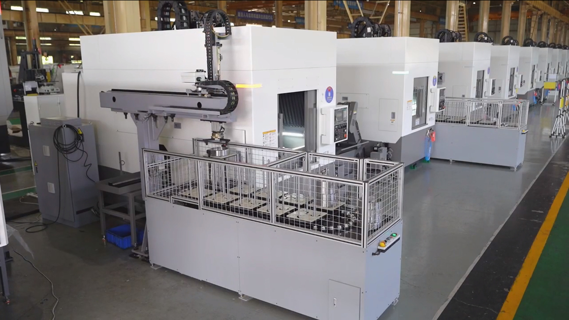 Автоматическая загрузка и разгрузка Вертикальная CNC-вертикаль IVT45 Автоматическая производственная линия