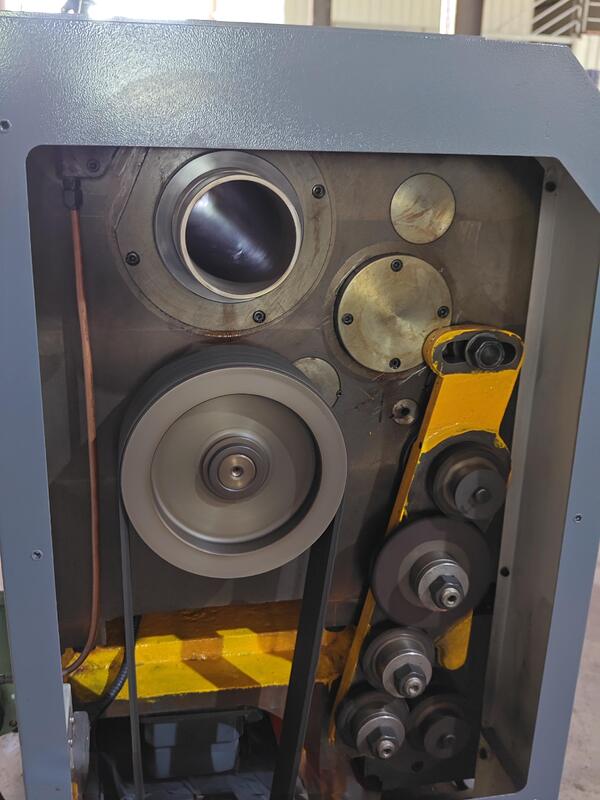 15 м тяжёлый рабочий токарный станк CW61125 Большой шпиндель с просверлением 130 мм мощный горизонтальный токарный станк